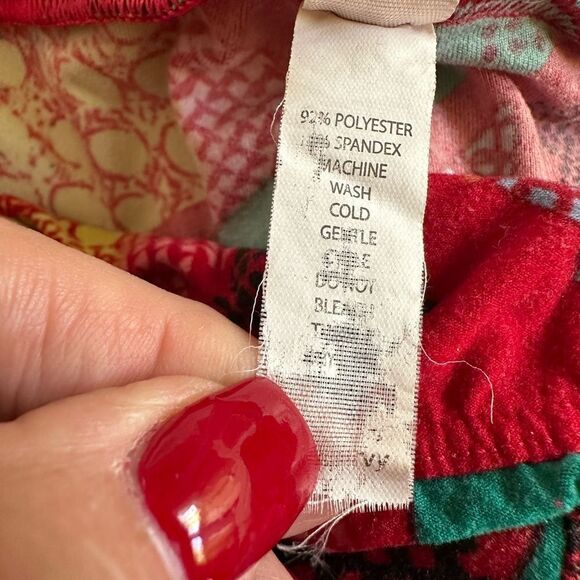 LuLaRoe TC Leggings Plus Size Christmas Red Green Gold - Picture 8 of 8